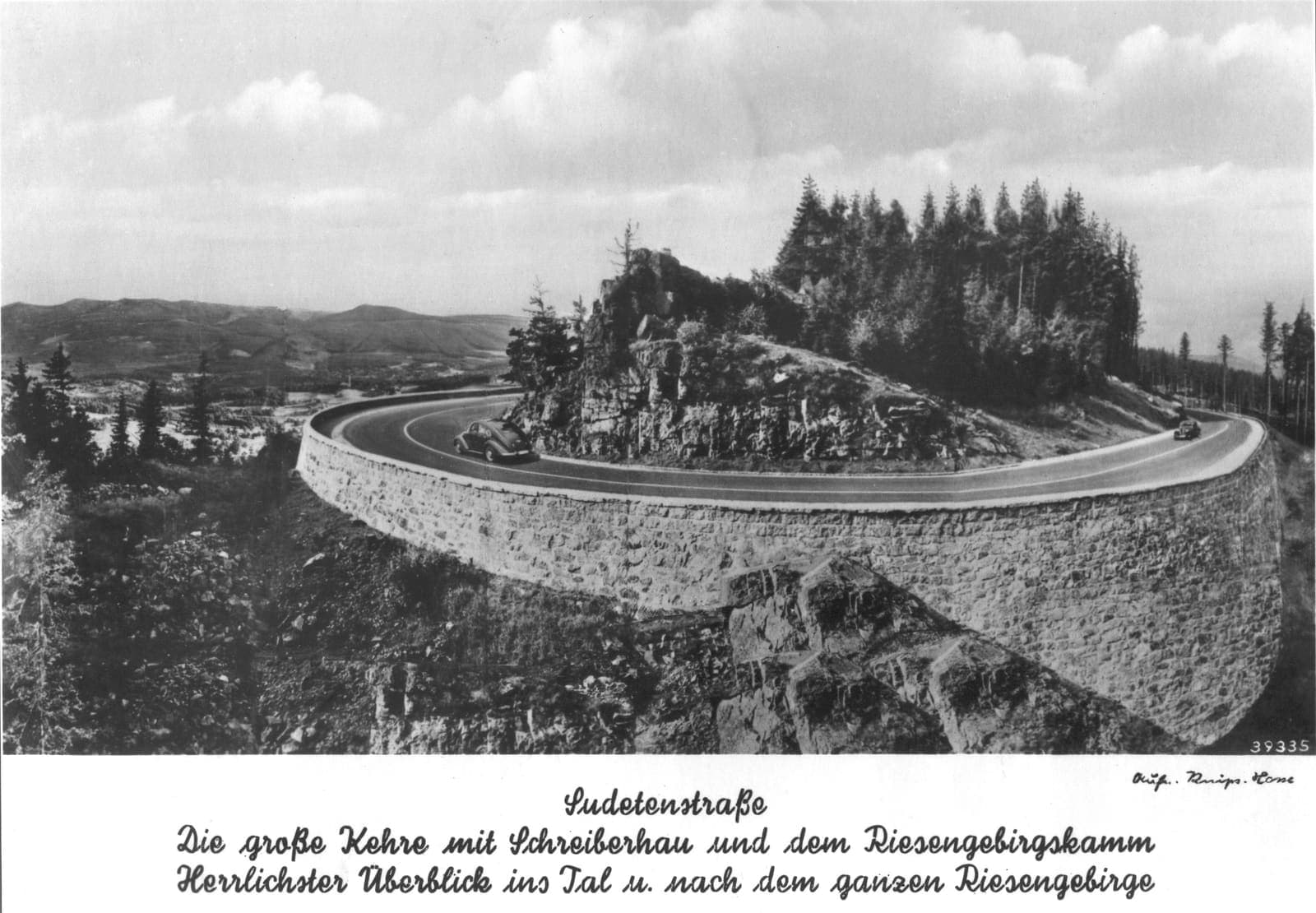Поворот Смерті (Zakręt Śmierci) — Вершини та краєвиди, 4,6 km від закладу Drewniana Róża